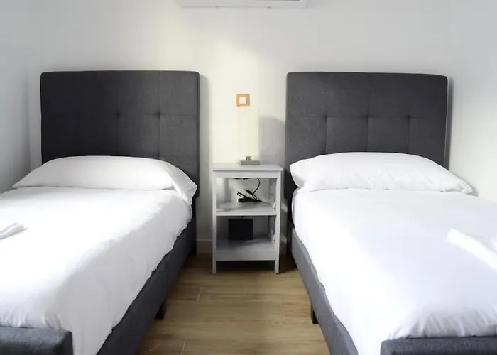 Casa En Alquiler Vacacional En Alcala De Henares